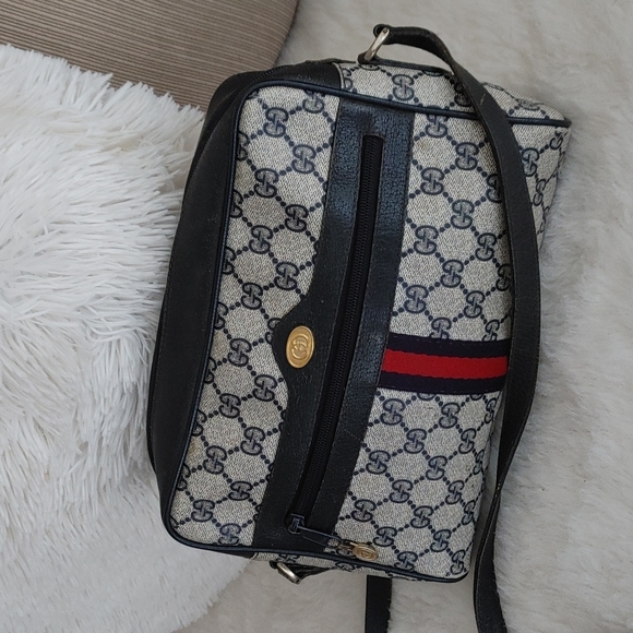 Gucci Handbags - Gucci vintage monogram web Ophidia navy crossbody